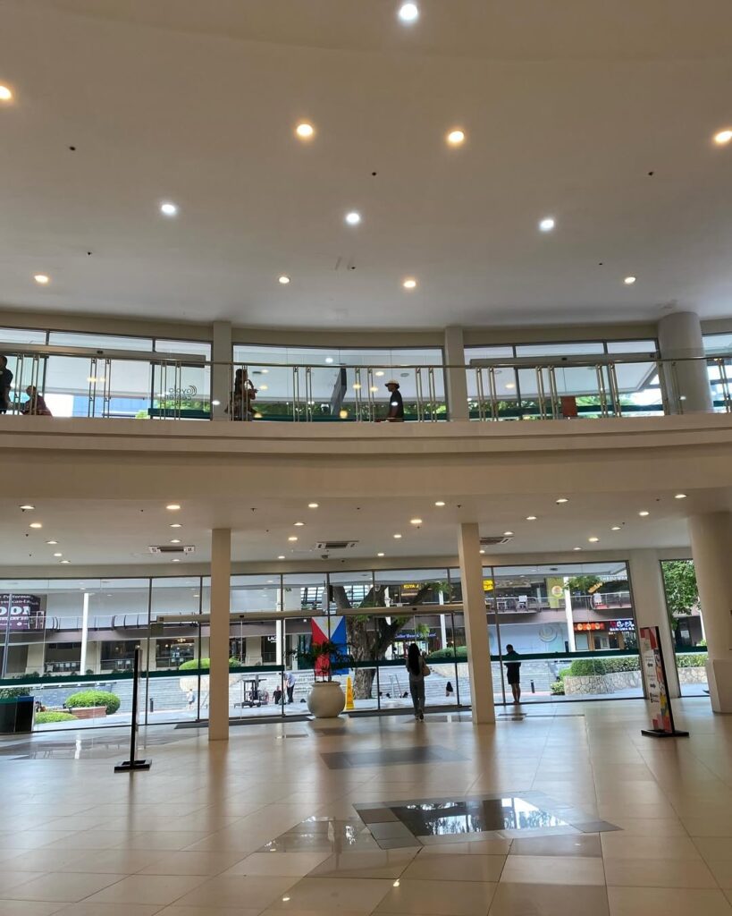 Commercial Lighting Maintenance